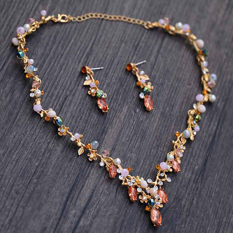 Conjunto de collar con diamantes de imitación